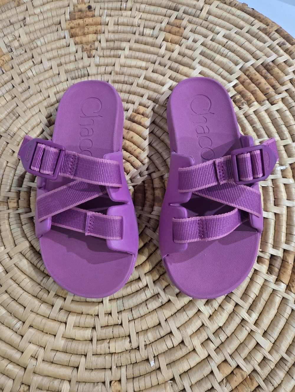 Chaco Pink Chillos Sandals